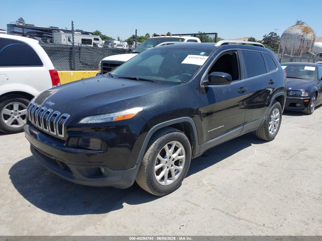 45294765 :رقم المزاد ، 1C4PJLCB9EW143687 vin ، 2014 Jeep Cherokee Latitude مزاد بيع