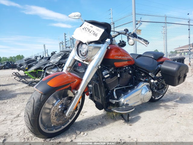 Harley-Davidson FLFBS 2019 1HD1YGK24KB020651 Image 2