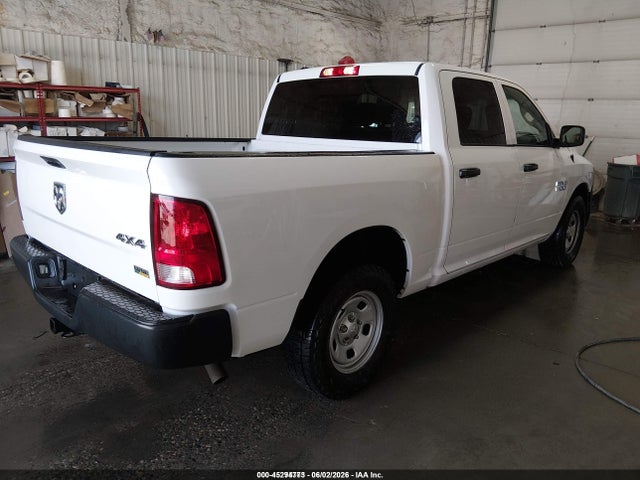 45294773 :رقم المزاد ، 1C6RR7KG5JS300498 vin ، 2018 Ram 1500 Tradesman  4x4 5'7 Box مزاد بيع