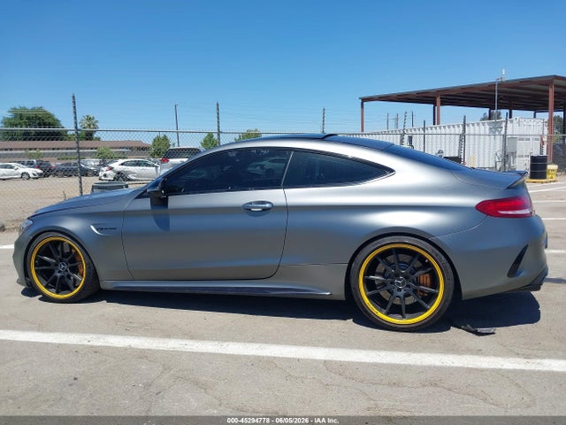 45294778 :رقم المزاد ، WDDWJ8HB8HF433530 vin ، 2017 Mercedes-benz Amg C 63 S مزاد بيع