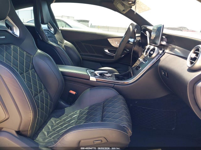 45294778 :رقم المزاد ، WDDWJ8HB8HF433530 vin ، 2017 Mercedes-benz Amg C 63 S مزاد بيع