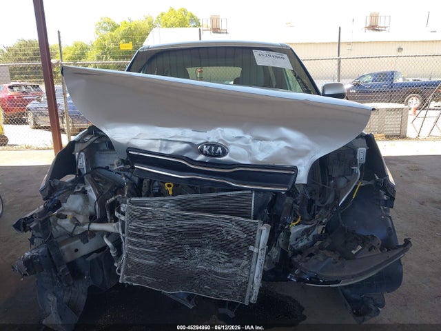 KIA Soul 2018 KNDJN2A25J7570845 Image 12