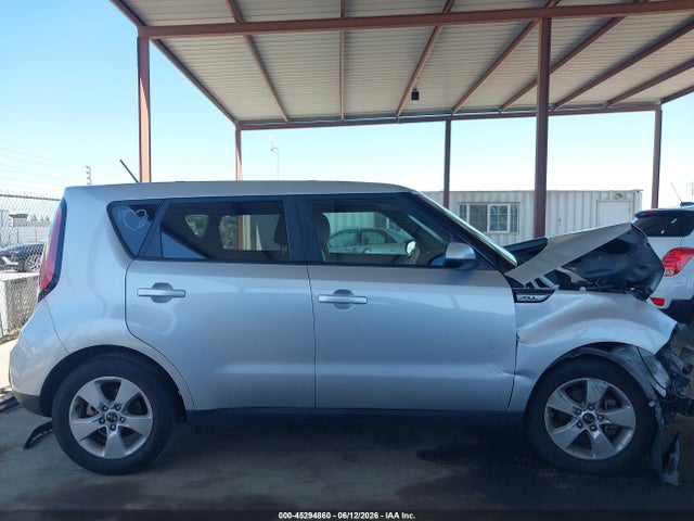 KIA Soul 2018 KNDJN2A25J7570845 Image 13