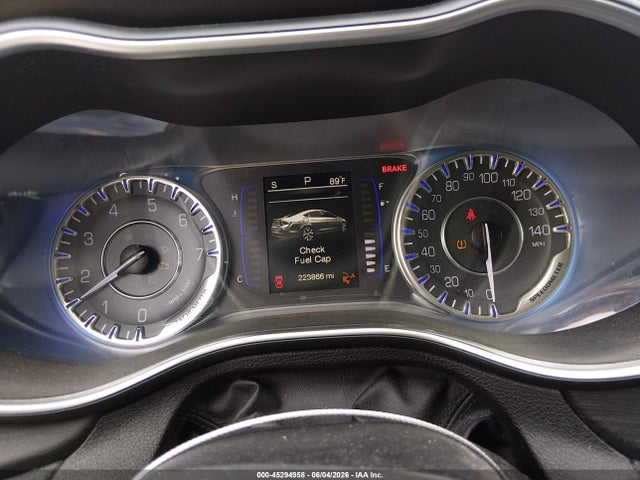 Aukcja sprzedaży 2015 Chrysler 200 Limited, vin: 1C3CCCAB7FN562810, numer aukcji: 45294958
