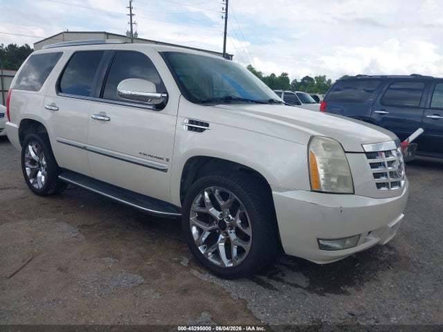 2008 Cadillac Escalade Standard მანქანა იყიდება აუქციონზე, vin: 1GYFK63828R255470, აუქციონის ნომერი: 45295000