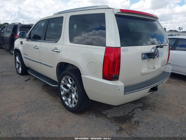 Продаж на аукціоні авто 2008 Cadillac Escalade Standard, vin: 1GYFK63828R255470, номер лоту: 45295000