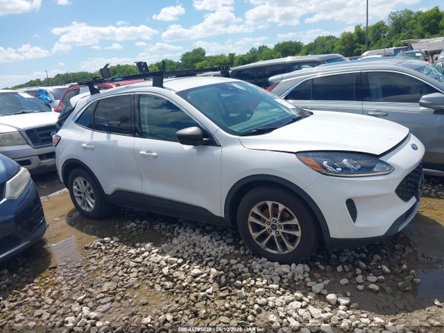 Продажа на аукционе авто 2022 Ford Escape Se, vin: 1FMCU0G6XNUA67714, номер лота: 45295030