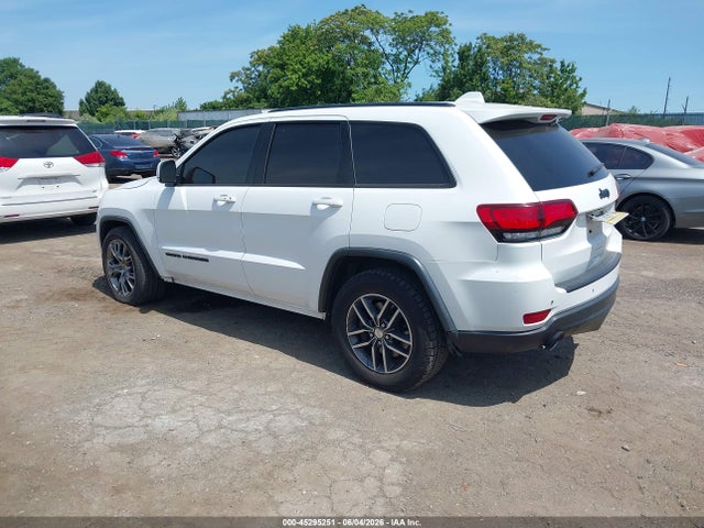 45295251 :رقم المزاد ، 1C4RJFDJ8JC185375 vin ، 2018 Jeep Grand Cherokee Srt 4x4 مزاد بيع