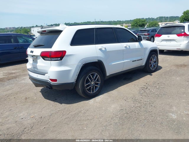 45295251 :رقم المزاد ، 1C4RJFDJ8JC185375 vin ، 2018 Jeep Grand Cherokee Srt 4x4 مزاد بيع