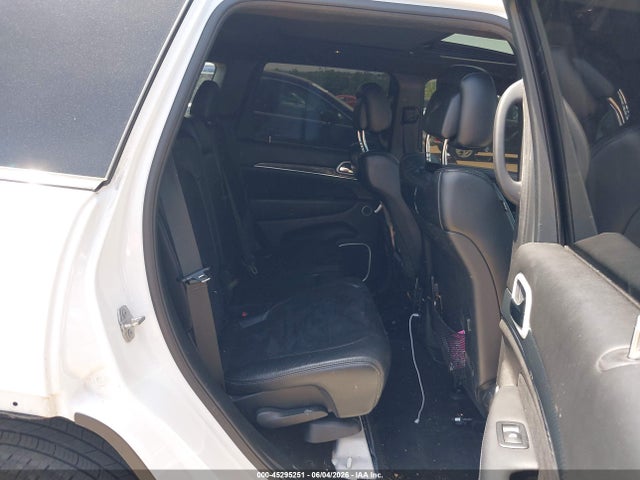 45295251 :رقم المزاد ، 1C4RJFDJ8JC185375 vin ، 2018 Jeep Grand Cherokee Srt 4x4 مزاد بيع