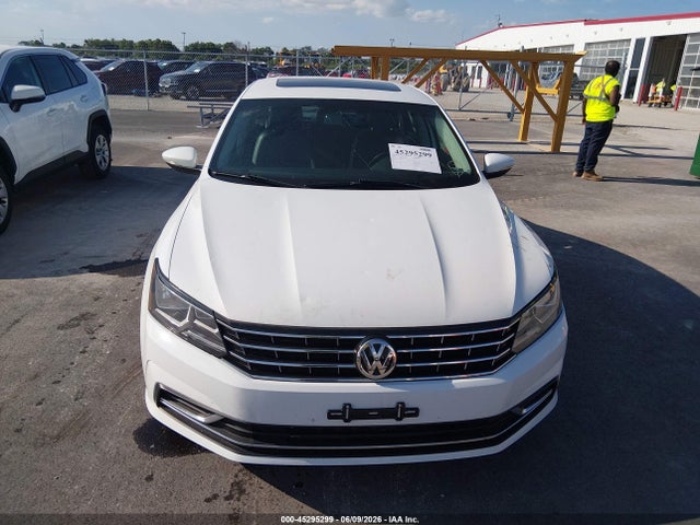 Продаж на аукціоні авто 2018 Volkswagen Passat 2.0t Se, vin: 1VWBA7A36JC038174, номер лоту: 45295299