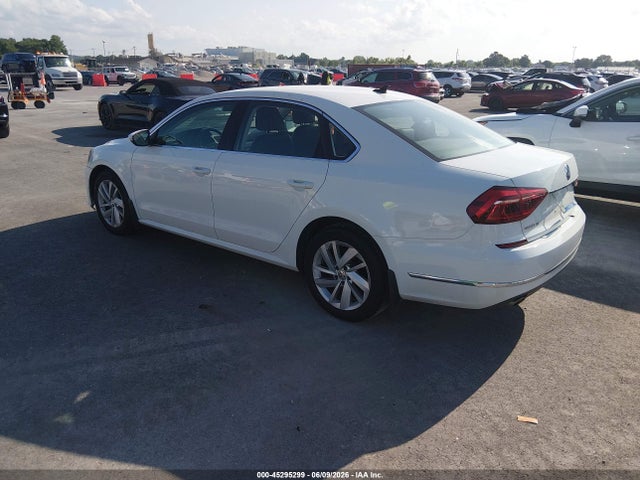 Продаж на аукціоні авто 2018 Volkswagen Passat 2.0t Se, vin: 1VWBA7A36JC038174, номер лоту: 45295299
