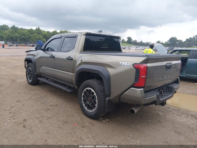 2026 Toyota Tacoma Trd Off Road მანქანა იყიდება აუქციონზე, vin: 3TMLB5JN6TM232814, აუქციონის ნომერი: 45295303