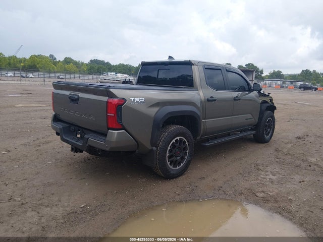 2026 Toyota Tacoma Trd Off Road მანქანა იყიდება აუქციონზე, vin: 3TMLB5JN6TM232814, აუქციონის ნომერი: 45295303