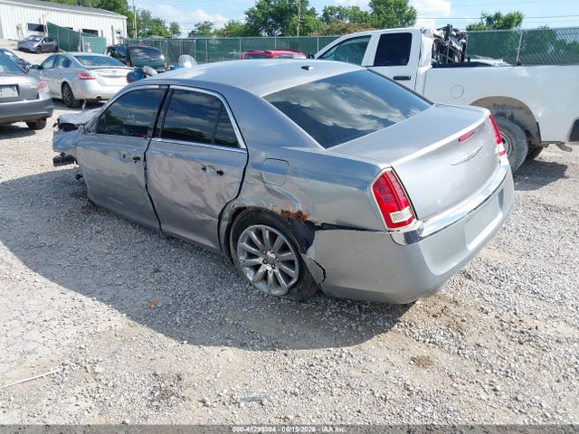 2011 Chrysler 300 Limited მანქანა იყიდება აუქციონზე, vin: 2C3CA5CG2BH533017, აუქციონის ნომერი: 45295304