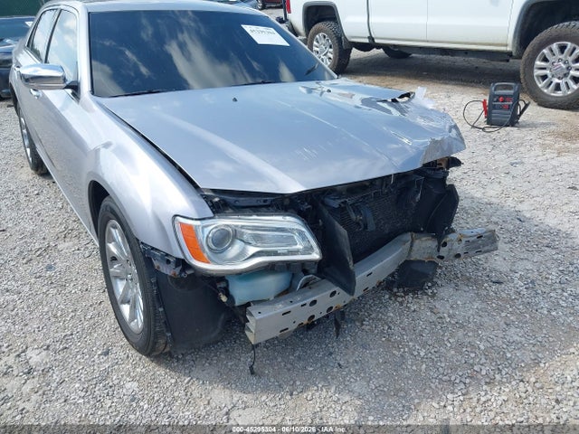 2011 Chrysler 300 Limited მანქანა იყიდება აუქციონზე, vin: 2C3CA5CG2BH533017, აუქციონის ნომერი: 45295304