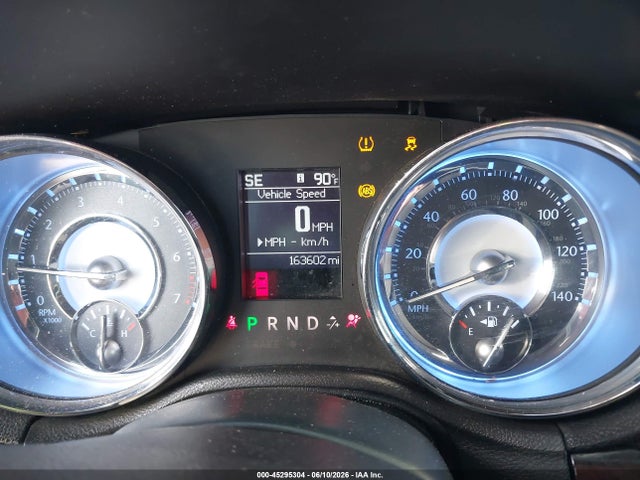 2011 Chrysler 300 Limited მანქანა იყიდება აუქციონზე, vin: 2C3CA5CG2BH533017, აუქციონის ნომერი: 45295304