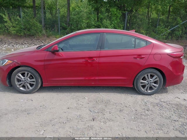 45295355 :رقم المزاد ، KMHD84LF8HU281918 vin ، 2017 Hyundai Elantra Se مزاد بيع