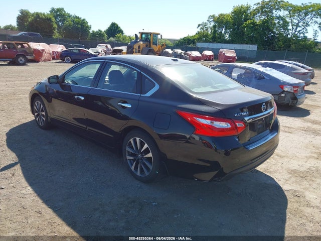 1N4AL3AP0HC184185 Nissan Altima 2.5 Sv