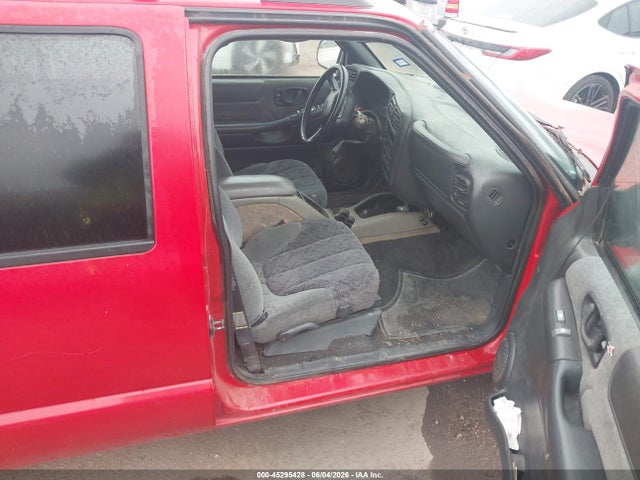 2002 Chevrolet S-10 Ls მანქანა იყიდება აუქციონზე, vin: 1GCDT13W72K191664, აუქციონის ნომერი: 45295428