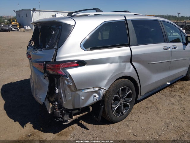 Toyota Sienna Platinum 2025 5TDESKFC5SS167855 Image 6