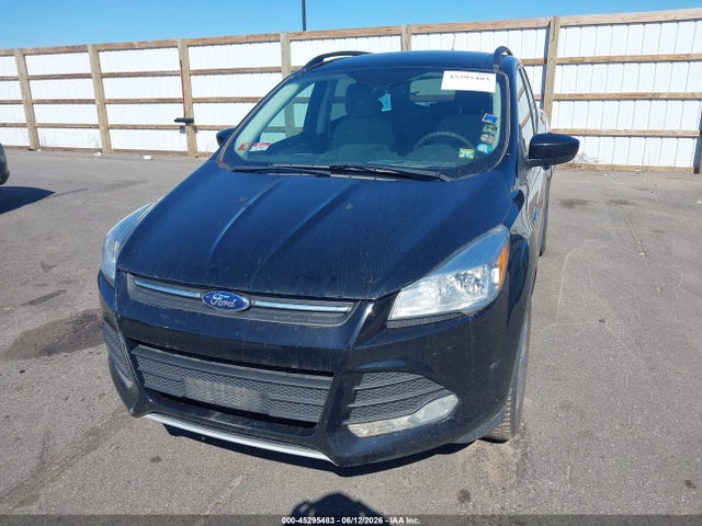 45295483 :رقم المزاد ، 1FMCU9GX0GUC27728 vin ، 2016 Ford Escape Se مزاد بيع
