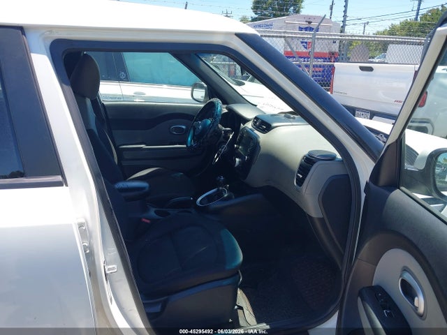 2018 Kia Soul მანქანა იყიდება აუქციონზე, vin: KNDJN2A28J7587400, აუქციონის ნომერი: 45295492