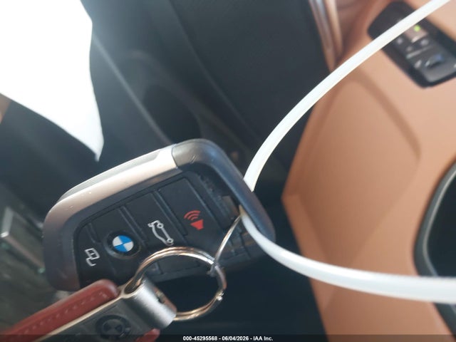 2025 Bmw 330i Xdrive მანქანა იყიდება აუქციონზე, vin: 3MW89CW05S8F34571, აუქციონის ნომერი: 45295568