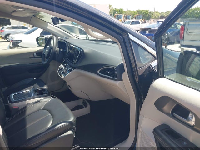 Продаж на аукціоні авто 2023 Chrysler Pacifica Touring L, vin: 2C4RC1BG1PR571981, номер лоту: 45295586