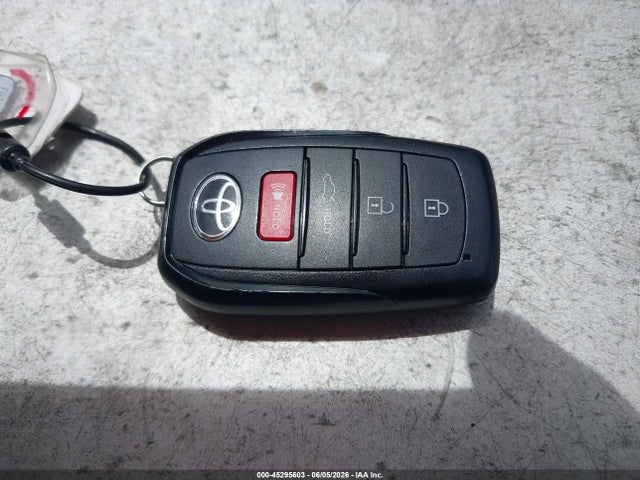 2026 Toyota Camry Le მანქანა იყიდება აუქციონზე, vin: 4T1DAACK2TU247790, აუქციონის ნომერი: 45295603
