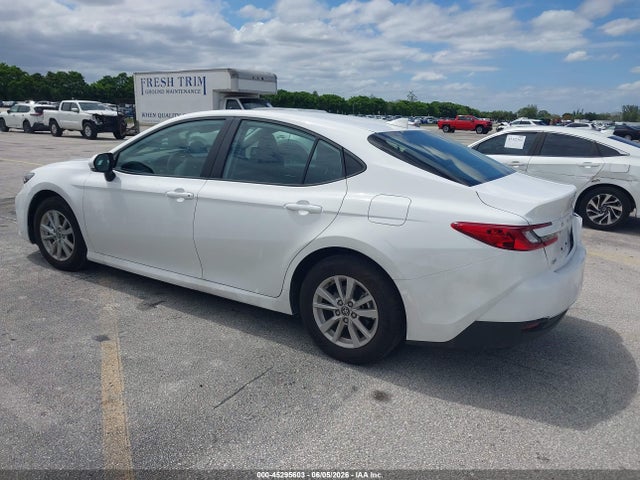 2026 Toyota Camry Le მანქანა იყიდება აუქციონზე, vin: 4T1DAACK2TU247790, აუქციონის ნომერი: 45295603