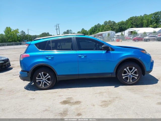 Toyota RAV4 LE 2016 JTMZFREV3GJ066352 Image 13