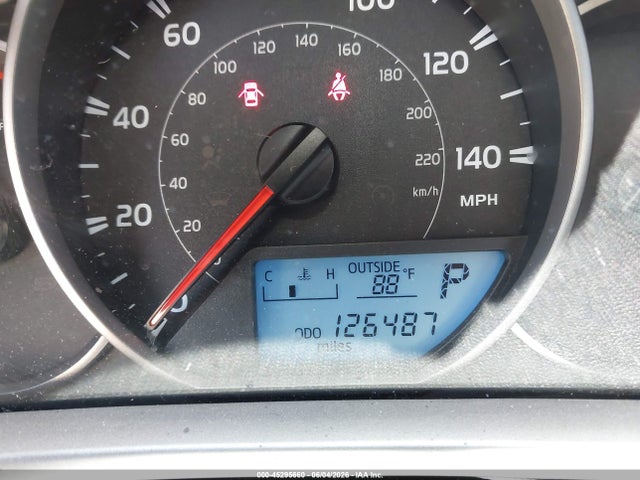 Toyota RAV4 LE 2016 JTMZFREV3GJ066352 Image 15