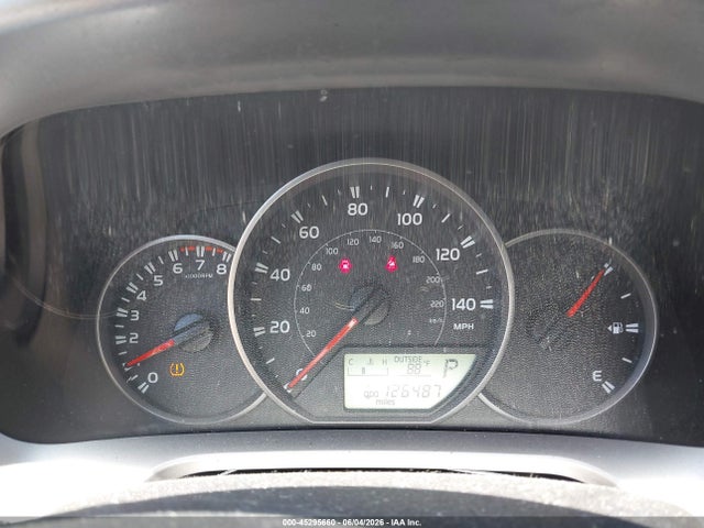 Toyota RAV4 LE 2016 JTMZFREV3GJ066352 Image 7