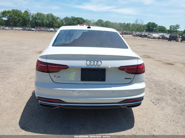 45295666 :رقم المزاد ، WAUEAAF42NN006330 vin ، 2022 Audi A4 Premium Plus 45 Tfsi S Line Quattro S Tronic مزاد بيع