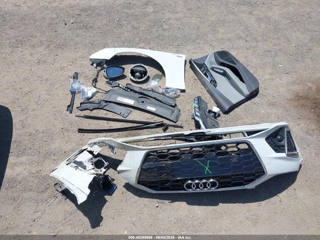 45295666 :رقم المزاد ، WAUEAAF42NN006330 vin ، 2022 Audi A4 Premium Plus 45 Tfsi S Line Quattro S Tronic مزاد بيع
