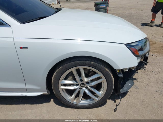 45295666 :رقم المزاد ، WAUEAAF42NN006330 vin ، 2022 Audi A4 Premium Plus 45 Tfsi S Line Quattro S Tronic مزاد بيع