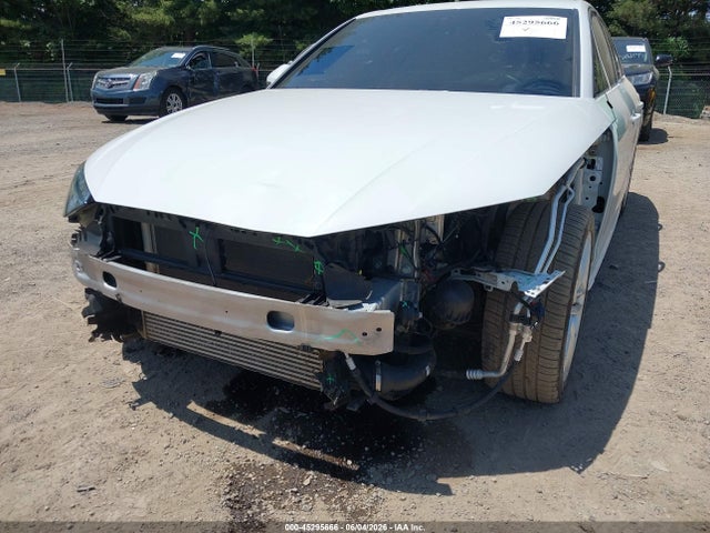 45295666 :رقم المزاد ، WAUEAAF42NN006330 vin ، 2022 Audi A4 Premium Plus 45 Tfsi S Line Quattro S Tronic مزاد بيع