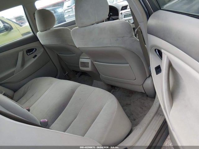 45295670 :رقم المزاد ، JTNBE46K173068807 vin ، 2007 Toyota Camry Le مزاد بيع