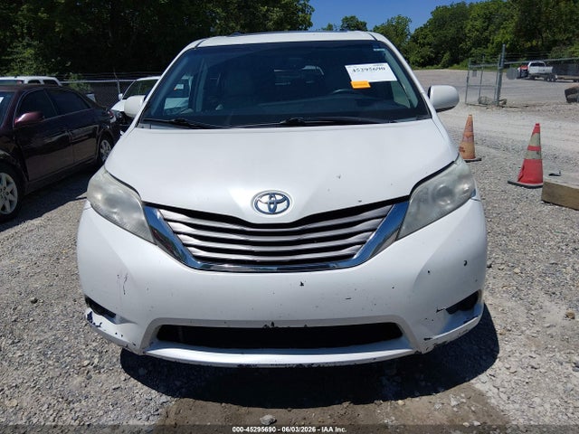 Aukcja sprzedaży 2015 Toyota Sienna Xle Premium 7 Passenger, vin: 5TDDK3DC0FS104611, numer aukcji: 45295690