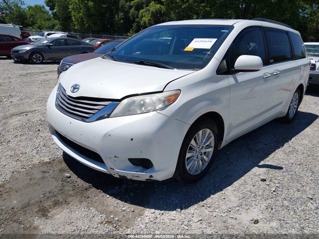 Aukcja sprzedaży 2015 Toyota Sienna Xle Premium 7 Passenger, vin: 5TDDK3DC0FS104611, numer aukcji: 45295690
