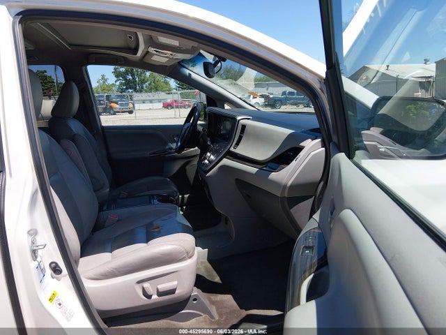 Aukcja sprzedaży 2015 Toyota Sienna Xle Premium 7 Passenger, vin: 5TDDK3DC0FS104611, numer aukcji: 45295690