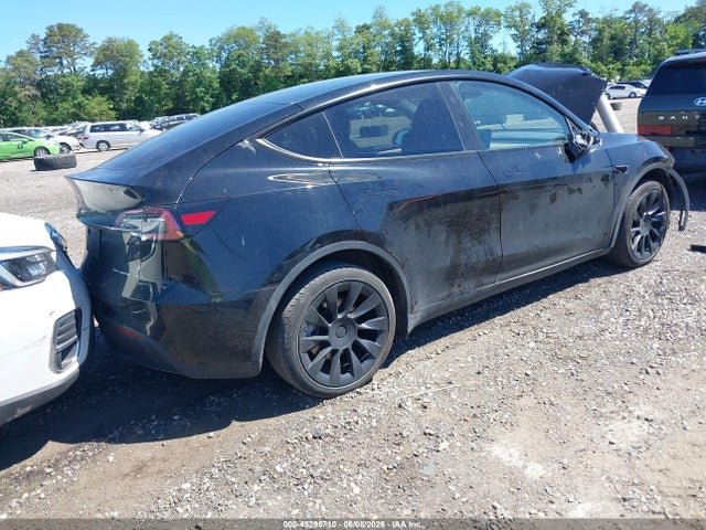 2023 Tesla Model Y Awd/long Range Dual Motor All-wheel Drive მანქანა იყიდება აუქციონზე, vin: 7SAYGDEE5PA179660, აუქციონის ნომერი: 45295710