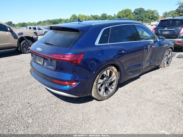 Продажа на аукционе авто 2023 Audi E-tron Premium Plus Quattro, vin: WA1LAAGE1PB014550, номер лота: 45295711