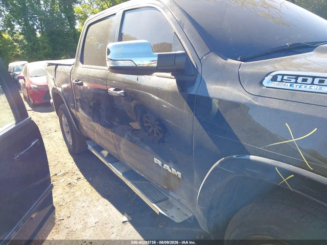 2022 Ram 1500 Laramie  4x4 5'7 Box მანქანა იყიდება აუქციონზე, vin: 1C6SRFJT6NN459593, აუქციონის ნომერი: 45295738