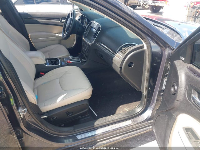 Chrysler 300c Awd 2016 2C3CCAKG1GH296631 Image 5