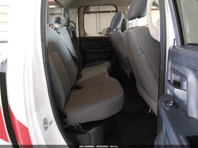 Продажа на аукционе авто 2018 Ram 1500 Tradesman  4x4 6'4 Box, vin: 1C6RR7FG3JS326222, номер лота: 45295784