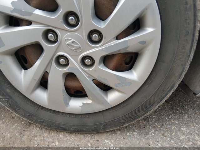 Hyundai ELANTRA SE 2020 5NPD74LF6LH613428 Image 6