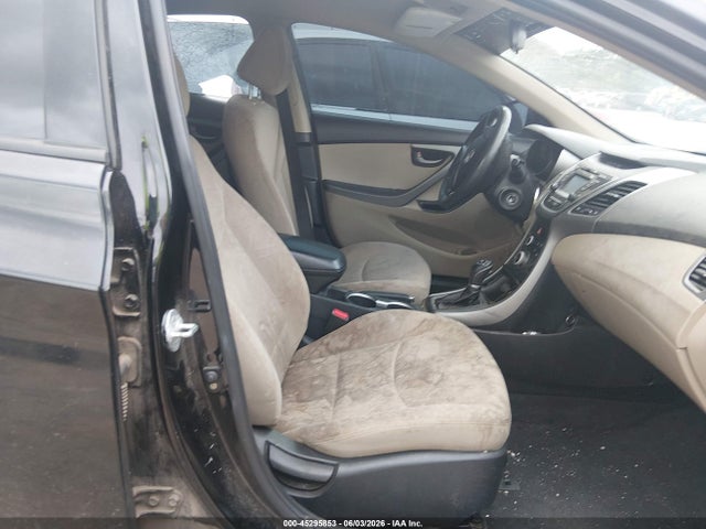 Продаж на аукціоні авто 2016 Hyundai Elantra Se, vin: KMHDH4AE0GU628358, номер лоту: 45295853