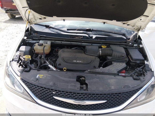 Aukcja sprzedaży 2018 Chrysler Pacifica Touring L, vin: 2C4RC1BG9JR110549, numer aukcji: 45295910